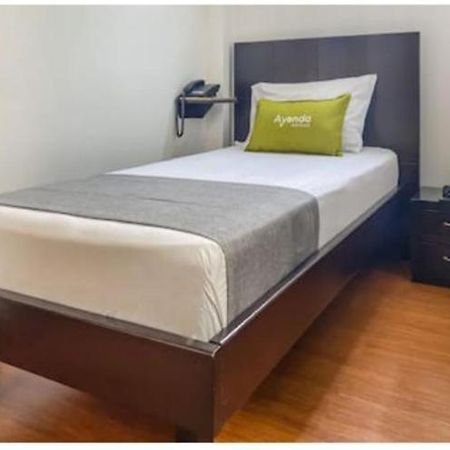 Hotel Castellon Plaza ペレイラ エクステリア 写真