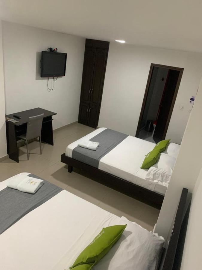 Hotel Castellon Plaza ペレイラ エクステリア 写真